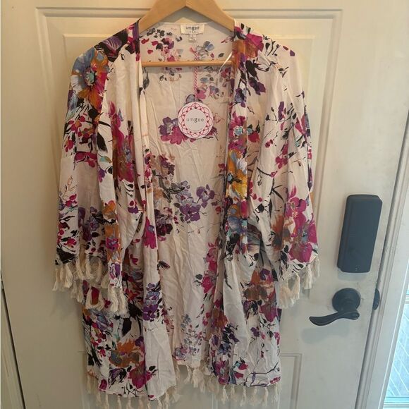 Anthropologie Umgee Multicolor Floral Kimono with Fringe - Picture 2 of 4